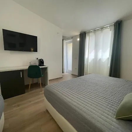Admayora Guest House Villasimius Esterno foto