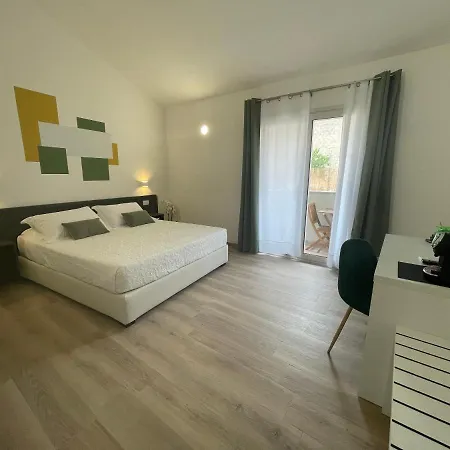 Admayora Guest House Villasimius Esterno foto