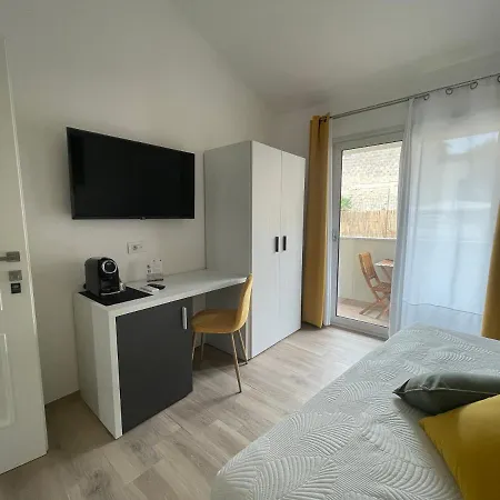 Admayora Guest House Villasimius Esterno foto